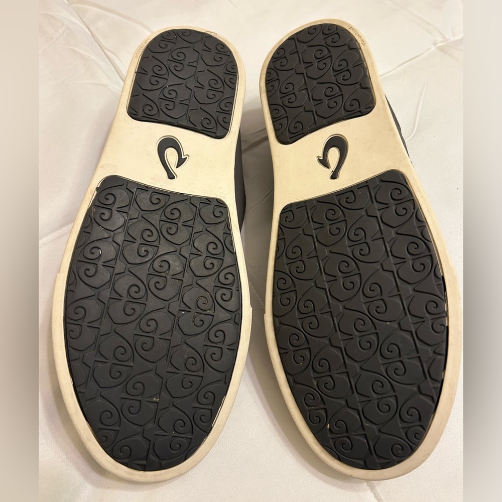 OluKai Pehuea Pavement Grey Slip On Sneakers - Picture 7 of 8